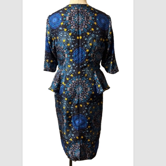 Doncaster Dress Blue Gold 8 Short Sleeve SILK Peplum Sheath NWT - Picture 3 of 11